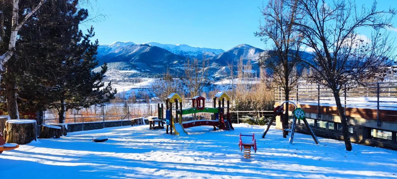 Alberg La Bruna Bellver De Cerdanya Exterior photo