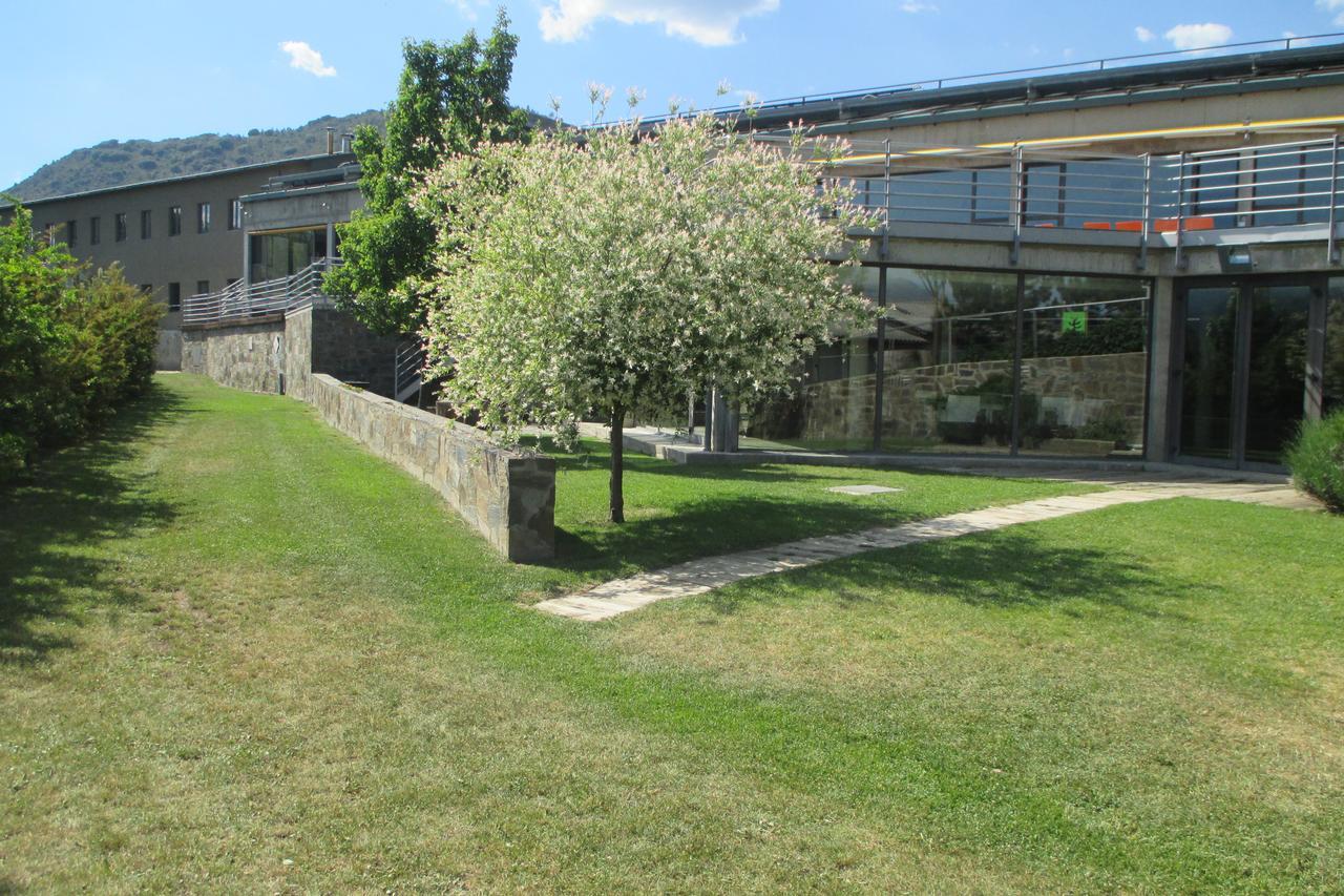 Alberg La Bruna Bellver De Cerdanya Exterior photo