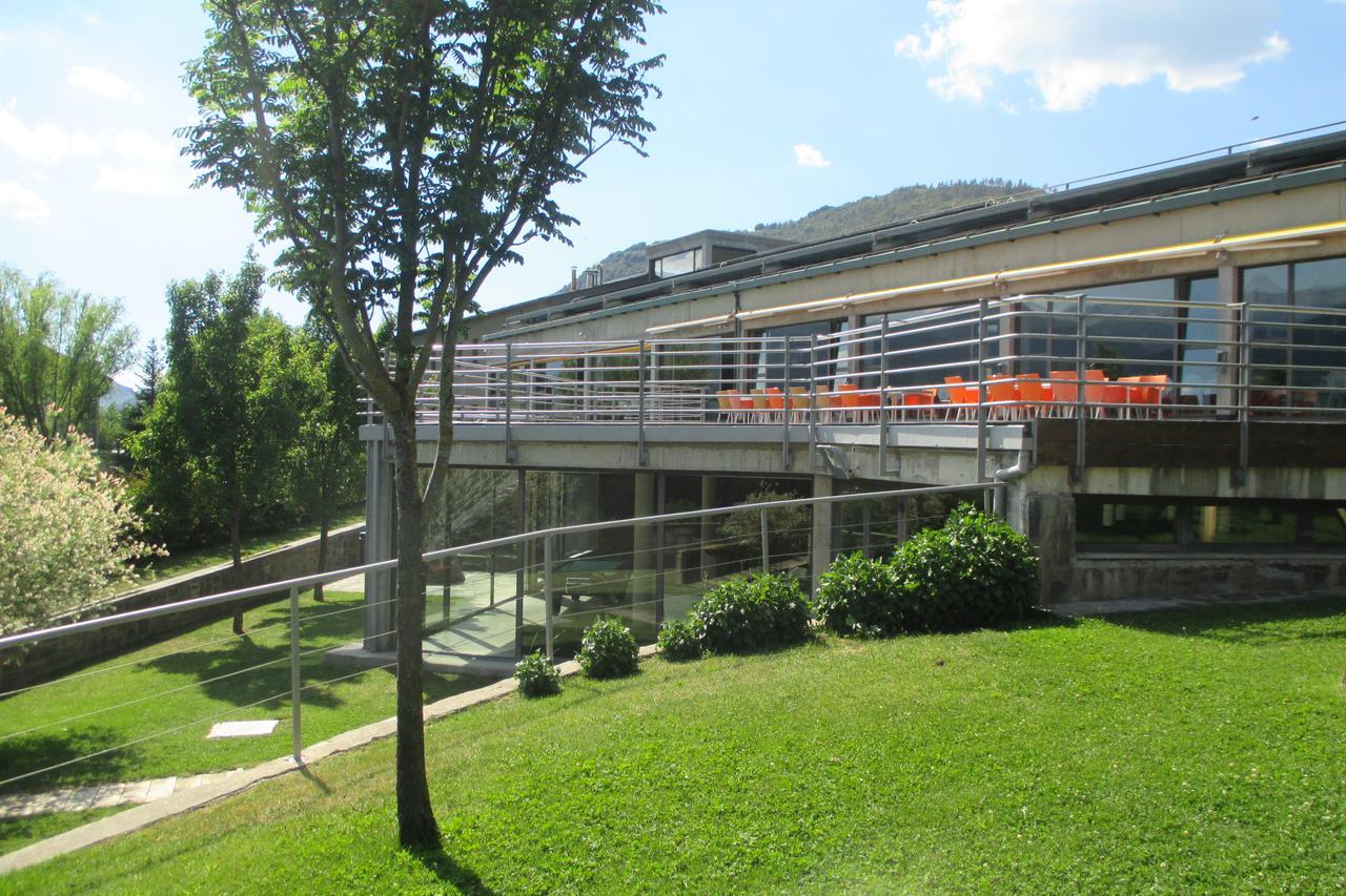 Alberg La Bruna Bellver De Cerdanya Exterior photo