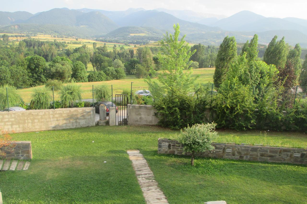 Alberg La Bruna Bellver De Cerdanya Exterior photo
